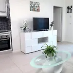 شقة Talenti